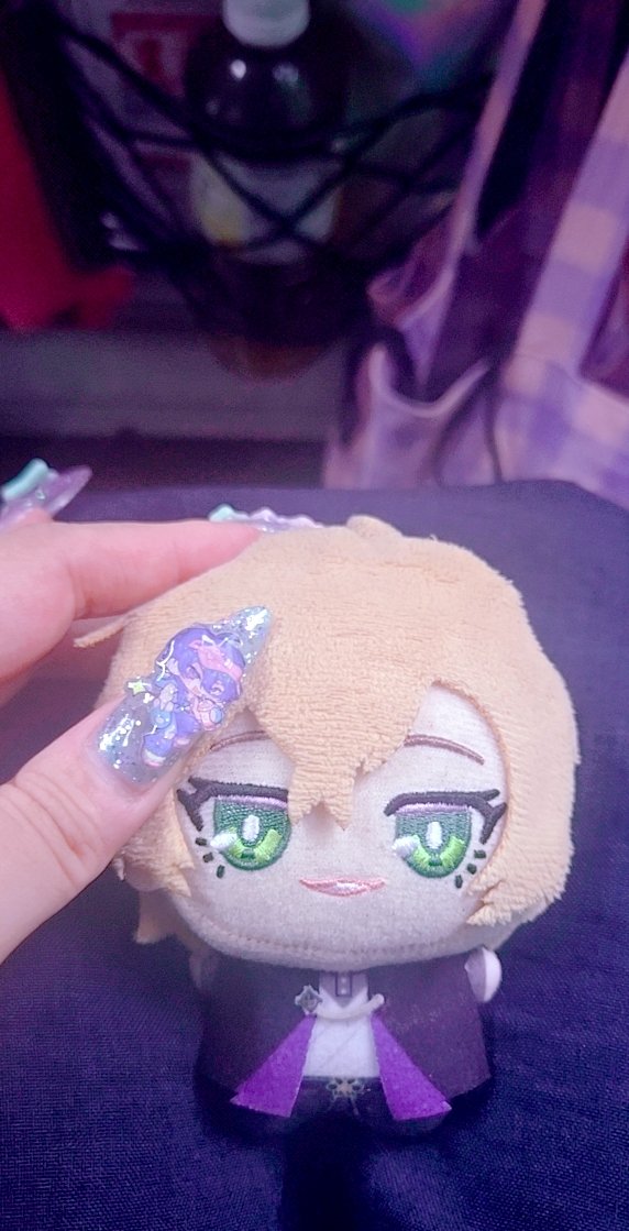 _ma_ppr_'s tweet photo. しゅっぱ〜つ🚌
なんでデち連れてこんかったんやろ……
爪に宿してるから許して…… https://t.co/OPXzzgfpe0