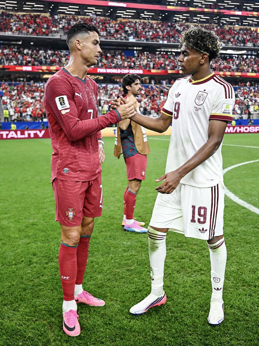 BallerMedIaX's tweet photo. 🚨 FT: Spain 1-0 Portugal 🇪🇸🇵🇹
Spain are through… but that wasn’t exactly a football masterclass. 👀
#ESP #POR #WorldCup https://t.co/lgcGGwwsJE