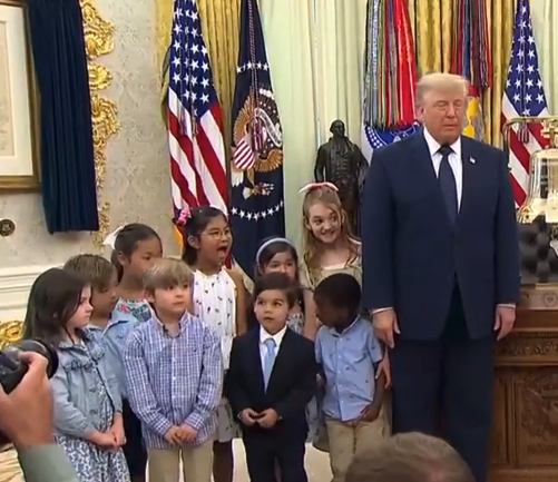 mmpadellan's tweet photo. Epstein's best friend trump should NEVER be allowed to get THIS close to anyone's children. https://t.co/yF0PapWKhB