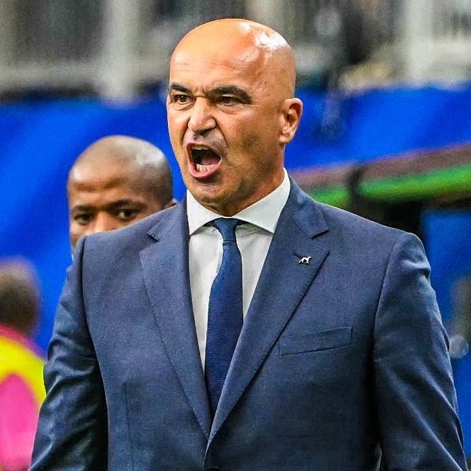 eurofootcom's tweet photo. 🚨🗣️ Chris Sutton: "What is Roberto Martinez doing? How can you pander to a player so much? His job was to try and win the World Cup and put the best team out for Portugal. Has he done that? Absolutely not. It's SCANDALOUS the way he has managed this team!" 

"He made a mess of Belgium when they had an opportunity of really doing great things with that golden generation; they ended up Belgian buffoons. Now Portugal, it was pathetic, pathetic to see a manager act in that manner, it really is." (BBC)