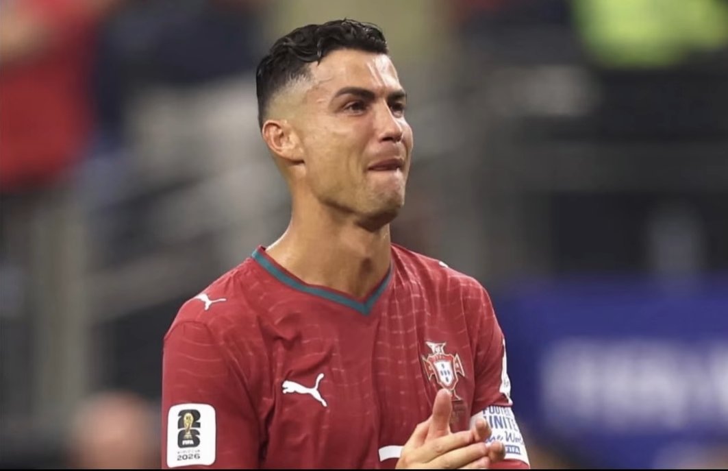 Trabandol's tweet photo. F w7d le9ta sfer l7akam kolchi khrej o b9a howa kitsna l7akam i3tih penalté lwada3 b7al neymar https://t.co/womil1RwdD