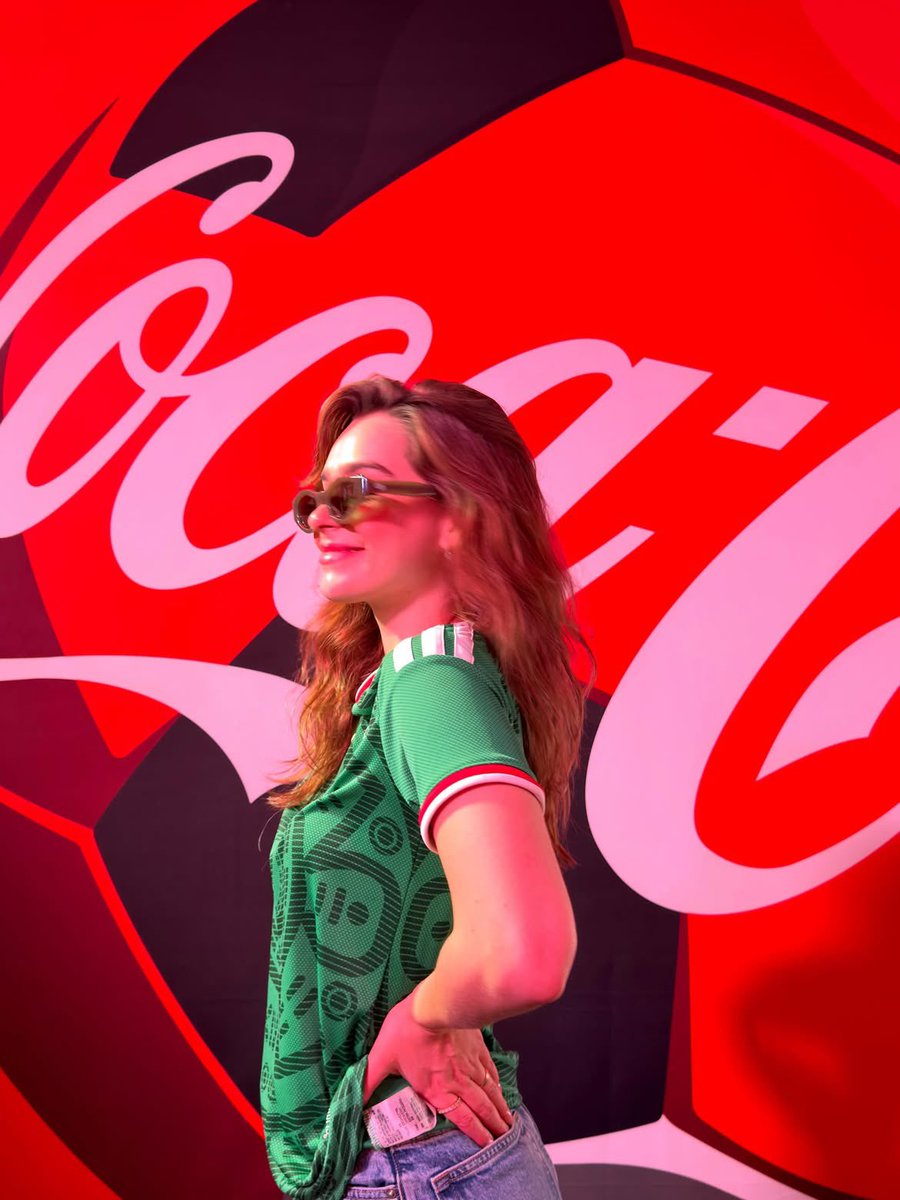 macagarcianews's tweet photo. “Que bonito se siente ser mexicana ❤️”

📸 — Maca vía publicación de Instagram https://t.co/ZVWssHbY5k