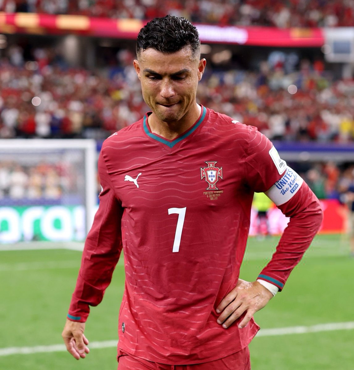 iLionelGoat's tweet photo. كما أن هناك فارق بين النجاح والفشل هناك فارق بين الأسطورية والنجومية ، فلا نجاح دون سعي ، ولا أسطورية دون تحقيق كأس العالم ..

رونالدو أثبت فشله بكتابة إرث يليق به في كأس العالم ، 25 سنه على مدار 6 بطولات من فشل إلى فشل جديد

انتهت الحكايه وانتهى أمل تحقيق مافعله ميسي في قطر .. https://t.co/6QhhzpF33s