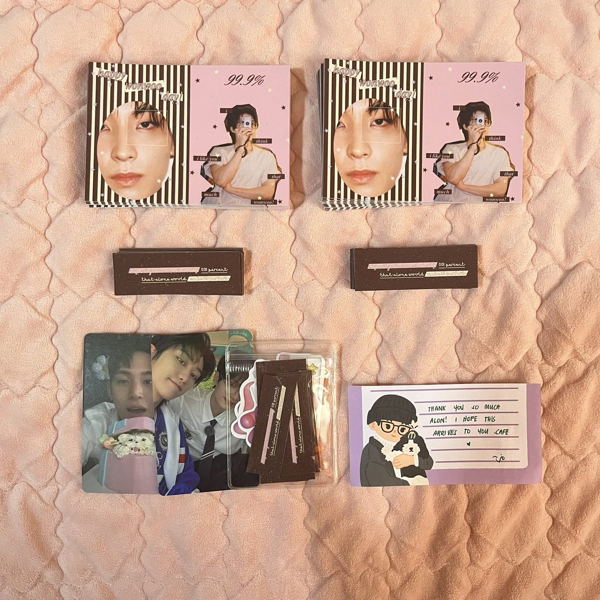 feat_jwonu's tweet photo. #fromjwwbuys prints goodies finally arrived for my wonwoo birthday event freebies!! super love q yung print ang ganda :((( mag pa print kayo sa kanya swear ang ganda!! 

postcard - matte 
sticker - glittered https://t.co/7T8UGTwHaQ
