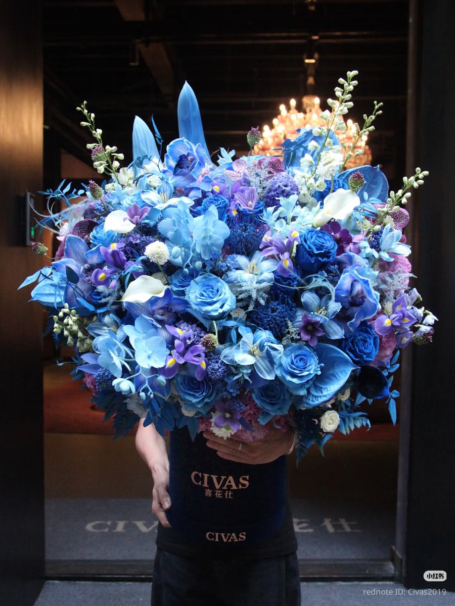blooming_freely's tweet photo. The flower from ziyu ofc for ziyu are cost 10.000 yuan or USD 1500
And the shipping fee cost 4000 yuan so it was 14000 yuan in total 

Omg 😭 

#ZiYu 🫴🏻🐟♡⁠˖⁠꒰⁠ᵕ⁠༚⁠ᵕ⁠⑅⁠꒱ https://t.co/tbEdOyMZGM