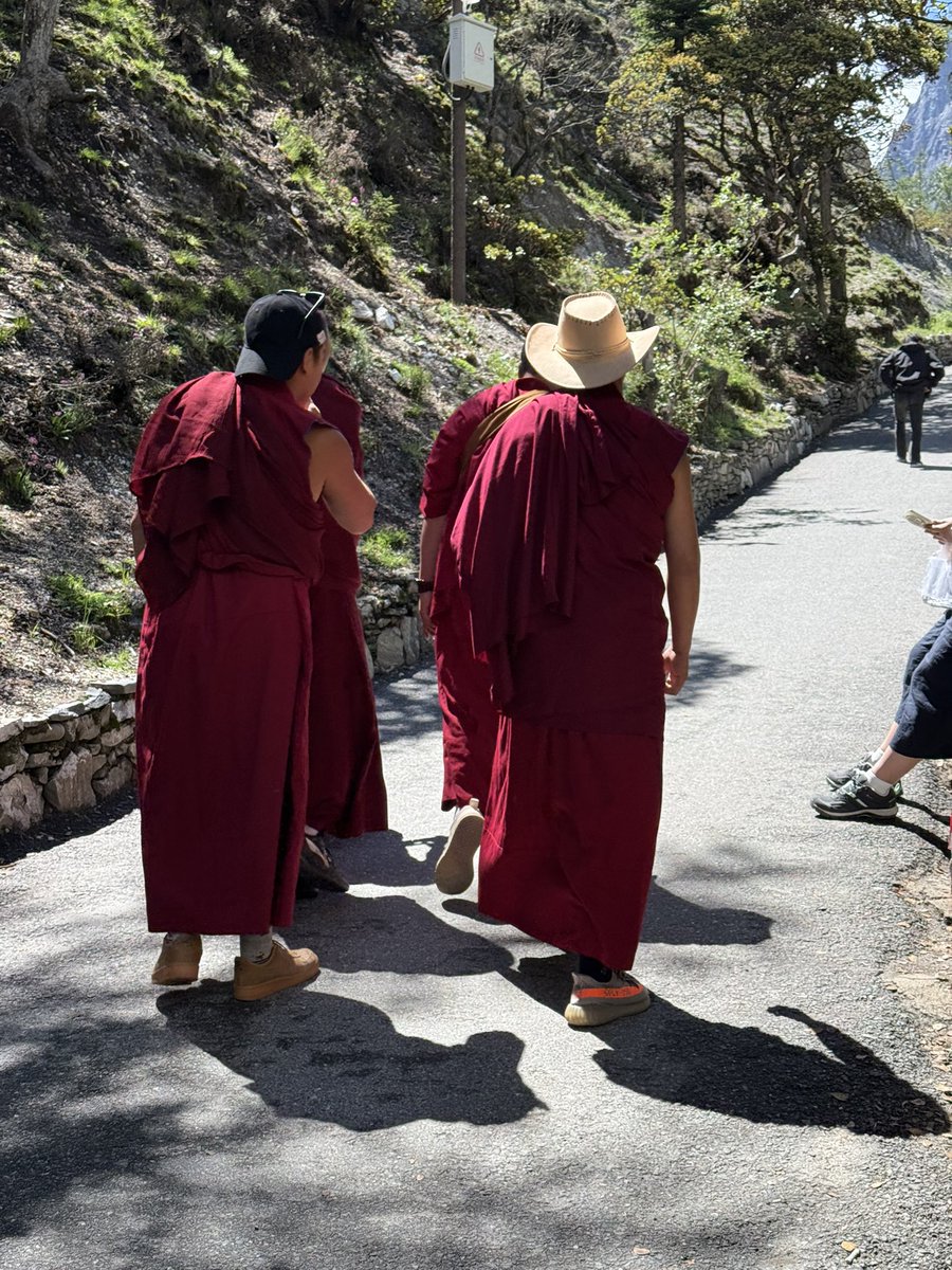 chenweihua's tweet photo. @RepAOC You are so ignorant. Have you been to Xizang or Tibet? You should fight for the human rights of Native Americans &amp; African Americans, who still suffer de facto segregations.  I have been traveling in the Tibetan regions in China for the last 3+ weeks, life is better every day. https://t.co/orZSOdWW3X