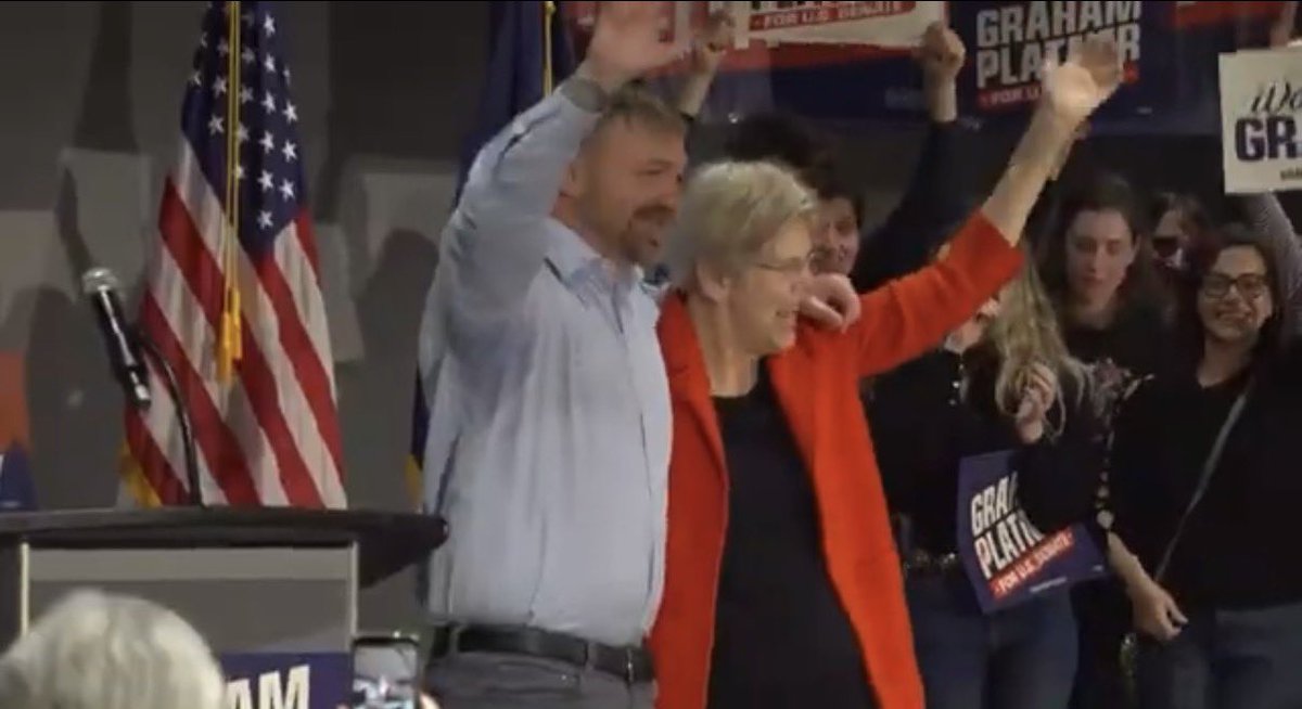 libsoftiktok's tweet photo. Elizabeth Warren hasn’t said a word about Platner since Democrats decided to turn on him after the latest r*pe allegations

Do you still endorse him @ewarren?? https://t.co/NVE0Bixp5y