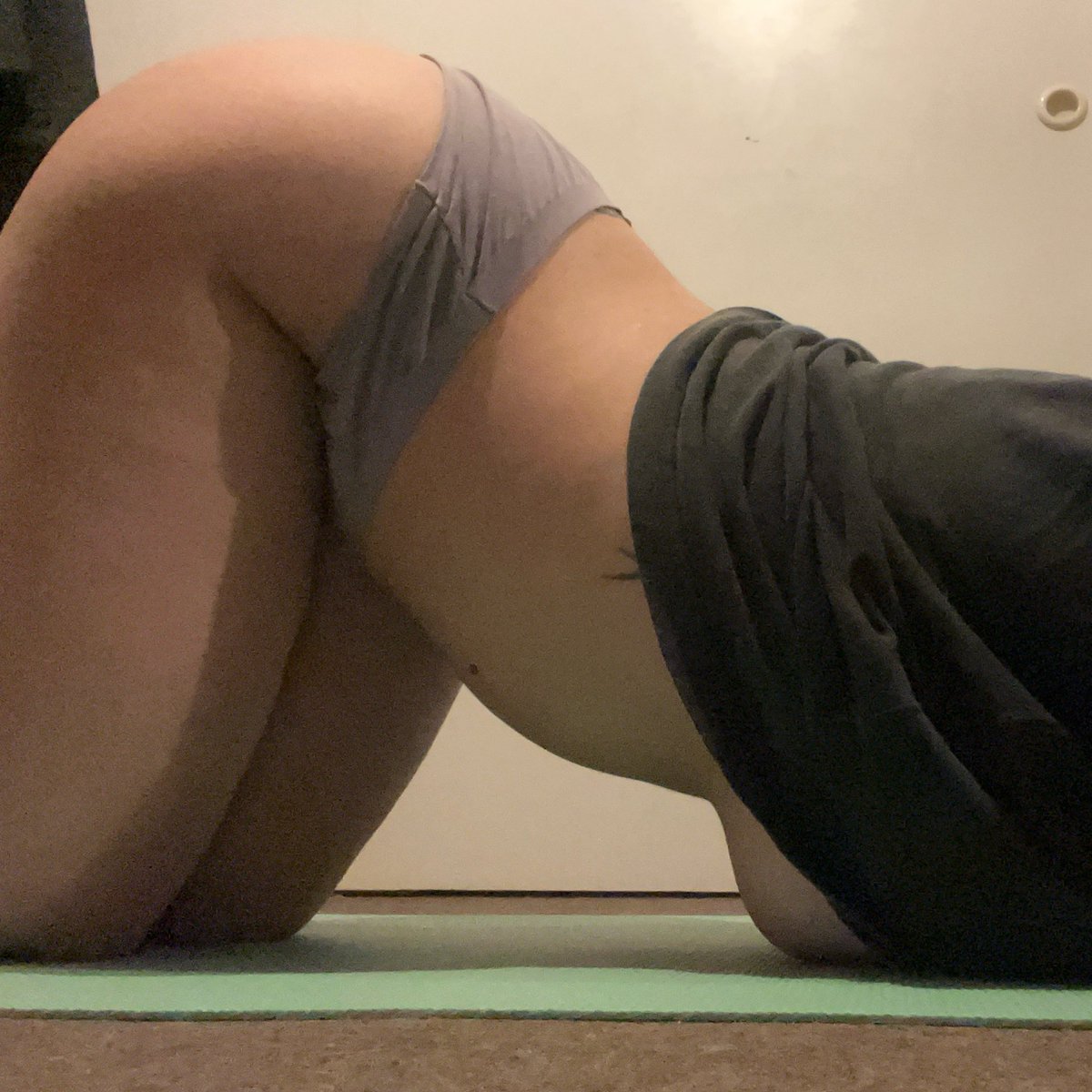 spicy_fer's tweet photo. not new to #nsfwtwt just redoing my pin><
•mdni!! 
•i don’t sent for free :p 
•25
•faceless ^3^ 
•just posting some horny thoughts 
•switch (sub lean)
•thick thighs 
•kinky 
•mark me up 
•bi
♡︎/⟳ if u wanna be moots
#nsfwtwtً #nsfwtwtًً https://t.co/Z5awqOBvzs