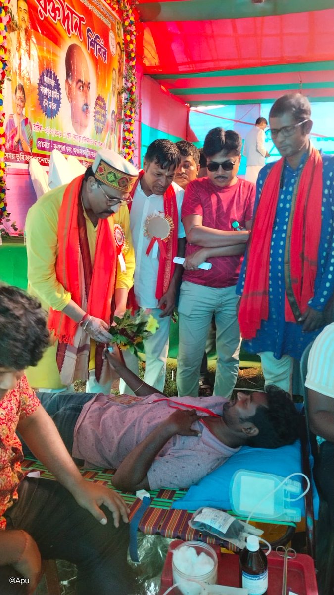 samit_dash's tweet photo. Blood donation camp on the occasion of 6th July birthday of Bharat Kishori #shyamaproshadmukharjee https://t.co/j68DFf7Nu3