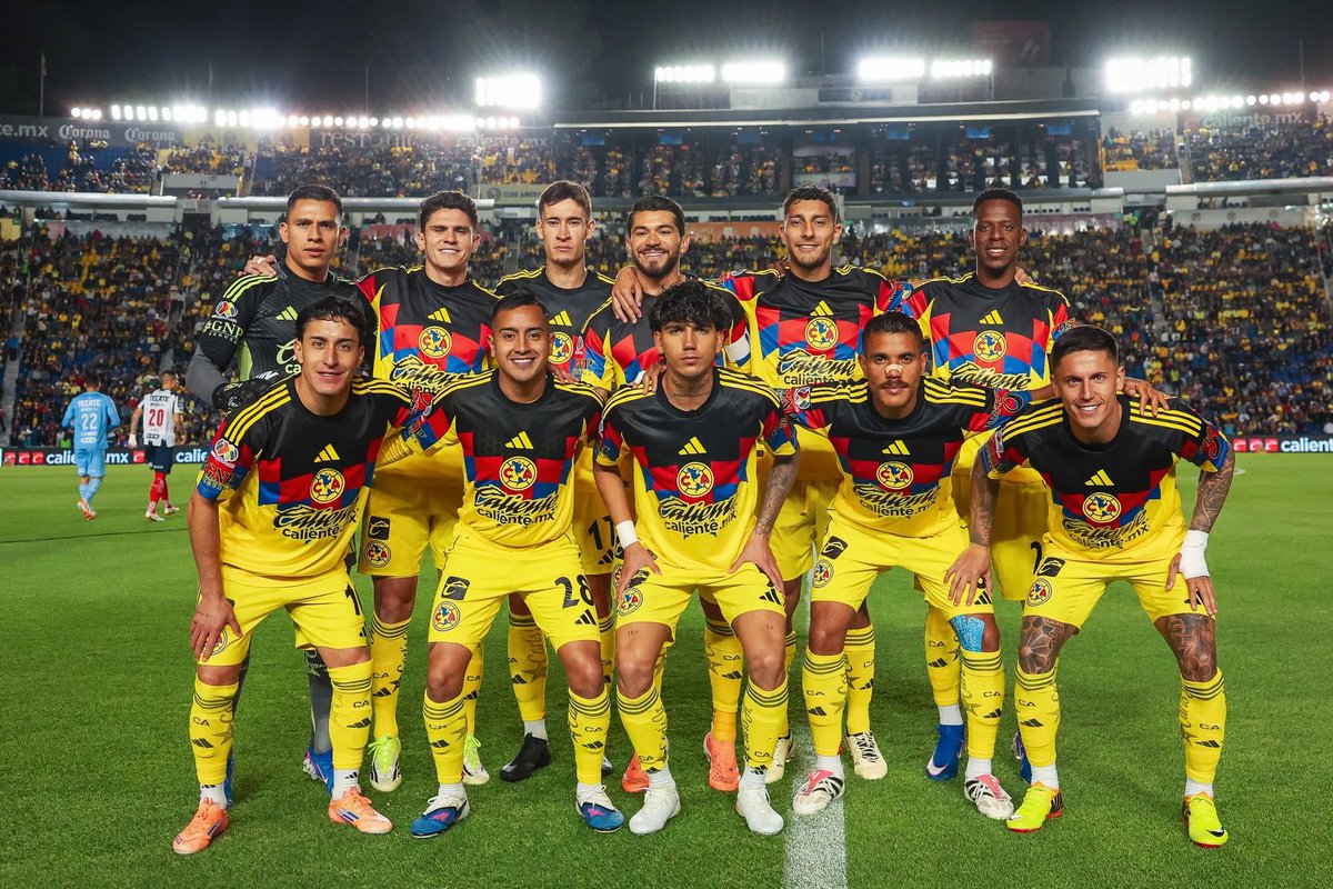 rmcf1989's tweet photo. 🐐🦅 Los Equipos más Grandes e Importantes:
Aunque son 18 equipos, hay cuatro considerados "Los 4 Grandes" por su historia y enorme cantidad de aficionados:

Club América: 
Estadio: Azteca / Banorte 
De momento el más ganador de la historia. este equipo lo amas o lo odias. 🦅 https://t.co/h9X9rUS8iA