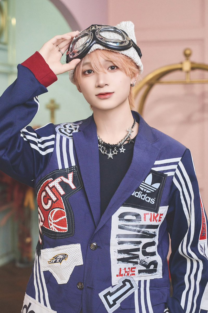 1NEG_official's tweet photo. 🧡🎂HAPPY BIRTHDAY YUTA🎂🧡

2026.7.7 🎊
@YUTA_1NEG 

絵や歌で人の心を動かす事のできる、多彩な才能の持ち主。優しくてユーモアがあり、誰からも愛される1NE-Gのまとめ役。
まだまだ広がるYUTAの歌声をこれからも楽しみにしていてください！

YUTAの新しい年が皆さんと笑顔溢れる素敵な1年になりますように🎋

#1NE_G