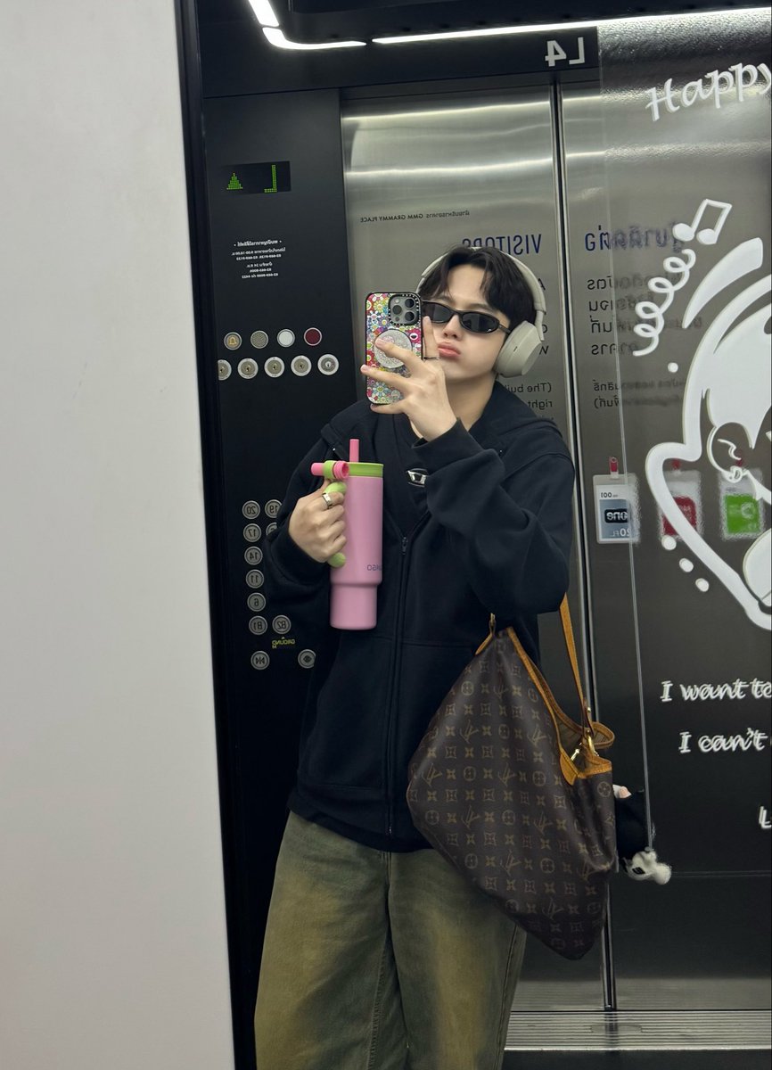 ffordful's tweet photo. มะเน่งงง ✨ https://t.co/SVGzl9aXUs