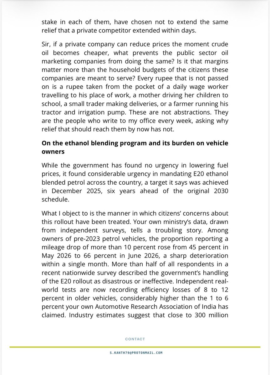 s_kanth's tweet photo. Crude oil has fallen from $125 to $70 a barrel. Nayara, a private vendor has cut its fuel prices within days.

The government’s own oil companies haven’t moved an inch. And while fuel relief waits, E20 has been forced on 300 million vehicles never built for it.

My open letter to the Prime Minister @PMOIndia @narendramodi @HardeepSPuri @PetroleumMin