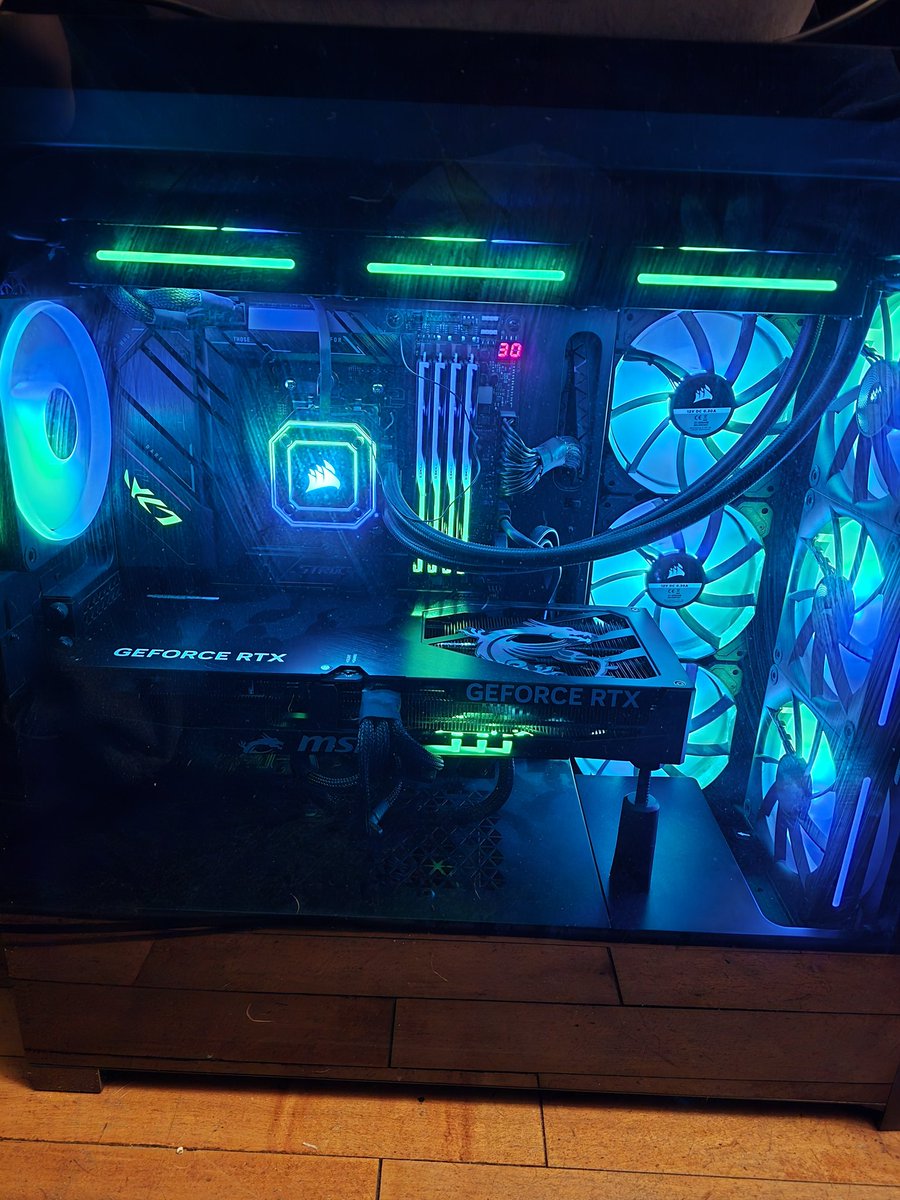 SkyTechGaming00's tweet photo. @NZXT I am sorry NZXT I have no parts from you in here. Still love your selection! https://t.co/ilHadQFDV1