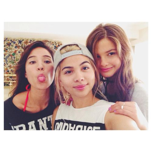 DivaAtrevida's tweet photo. ´´ girls like girls ´´

2015 @HayleyKiyoko https://t.co/73wbay1gZO