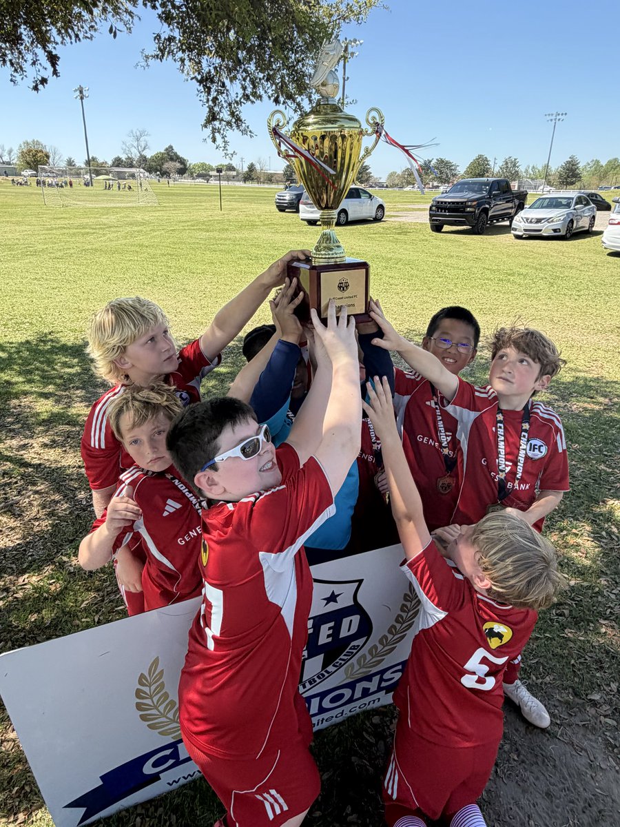stevefrow's tweet photo. It’s TIIIMMMMMEEEEEE .. Paxtons Club Soccer Season !!!  How strong will the VEEFAM show up this year ?? Last year was absolutely wild and @PaxFrow &amp; @TabFrow appreciate each and everyone who contributed! Please consider if you’re able to!!🫶🏻🫶🏻🫶🏻🫶🏻 https://t.co/Rto9EFn1jM https://t.co/PUb5kBSldH