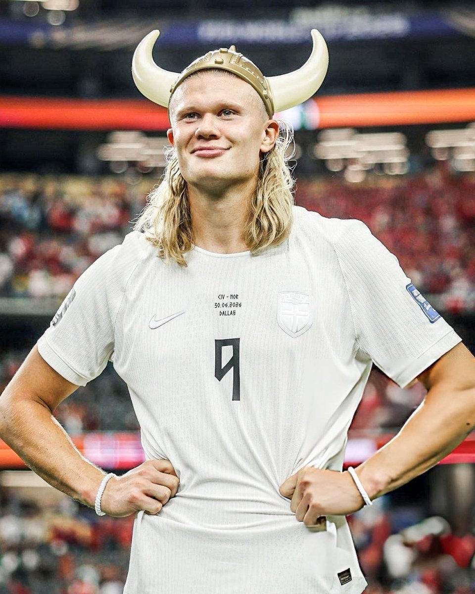 kangminlee's tweet photo. now we cheer for norway https://t.co/Nahf1z0KHc