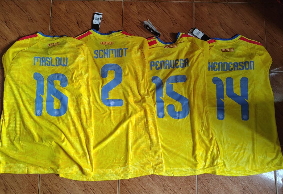 plattmarsftbtr's tweet photo. Quedaron eliminados hermosos @bigtimerush ya mañana pueden usar las camisetas de la selección Colombia que les regalamos en febrero 🇨🇴🤝🏼 https://t.co/inNczr2Smh