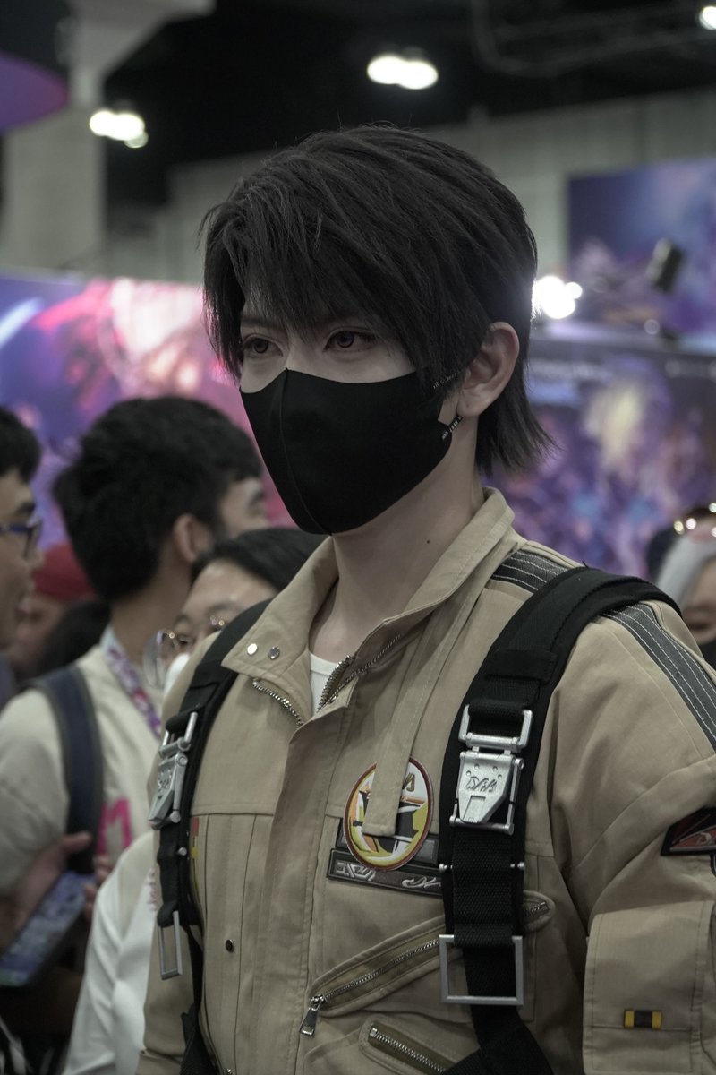 Linkonglocal's tweet photo. They are really so cuteeeee!!!!!! #ax2026 #animeexpo #loveanddeepspace #caleb #sylus https://t.co/2TXE2pc9ff