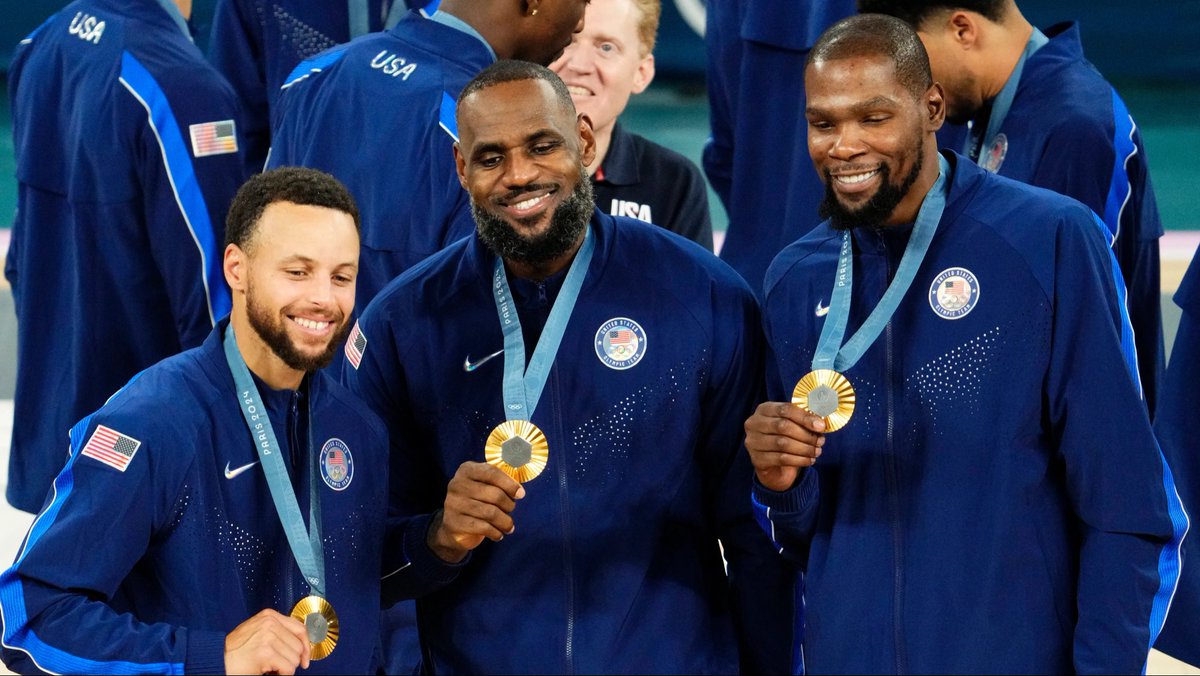its_krym's tweet photo. @Pulido_Alvin @Underdog Idk but these golds feel good https://t.co/TQXRcZJ4Cc