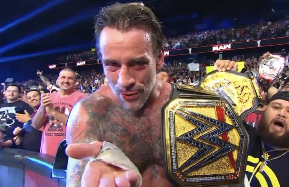𝑘𝑒𝑙𝑠 ✮ PUNK IS WWE CHAMPION!!! tweet media
