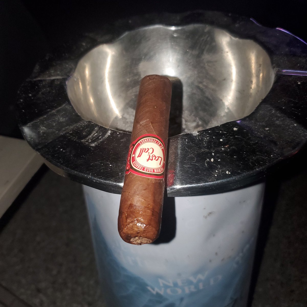 BTehanOSU's tweet photo. Last Call! @AJFcigars #2COTD #greycliffeatthequarry #giddyup https://t.co/PPYLCYLM46