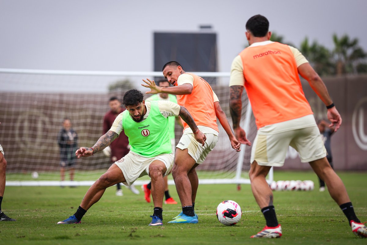 Universitario's tweet photo. 𝗗 𝗘 𝗧 𝗘 𝗥 𝗠 𝗜 𝗡 𝗔 𝗖 𝗜 𝗢́ 𝗡 👊

🎟️ Este sábado nos reencontramos en casa. Adquiere tus entradas aquí ▶️ https://t.co/dN6uAGG6o1

#ConLaUsiempre https://t.co/GutXwELQY0