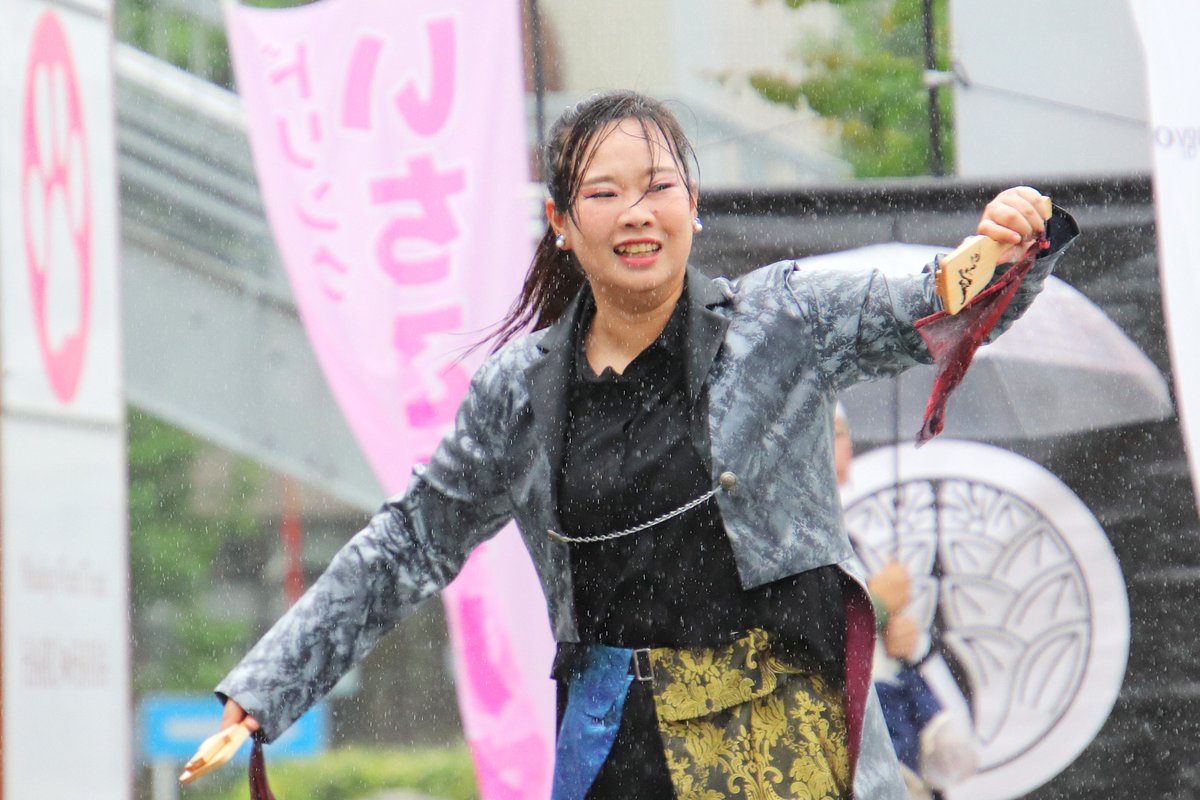 a8n080t's tweet photo. JAZZ×バレエ×コンテンポラリー×ハウスダンスを融合したチーム「Alive」@alive_yosakoiさん
#Alive
#alive_yosakoi
#雷都よさこいフェスティバル https://t.co/MsoH58tPtF