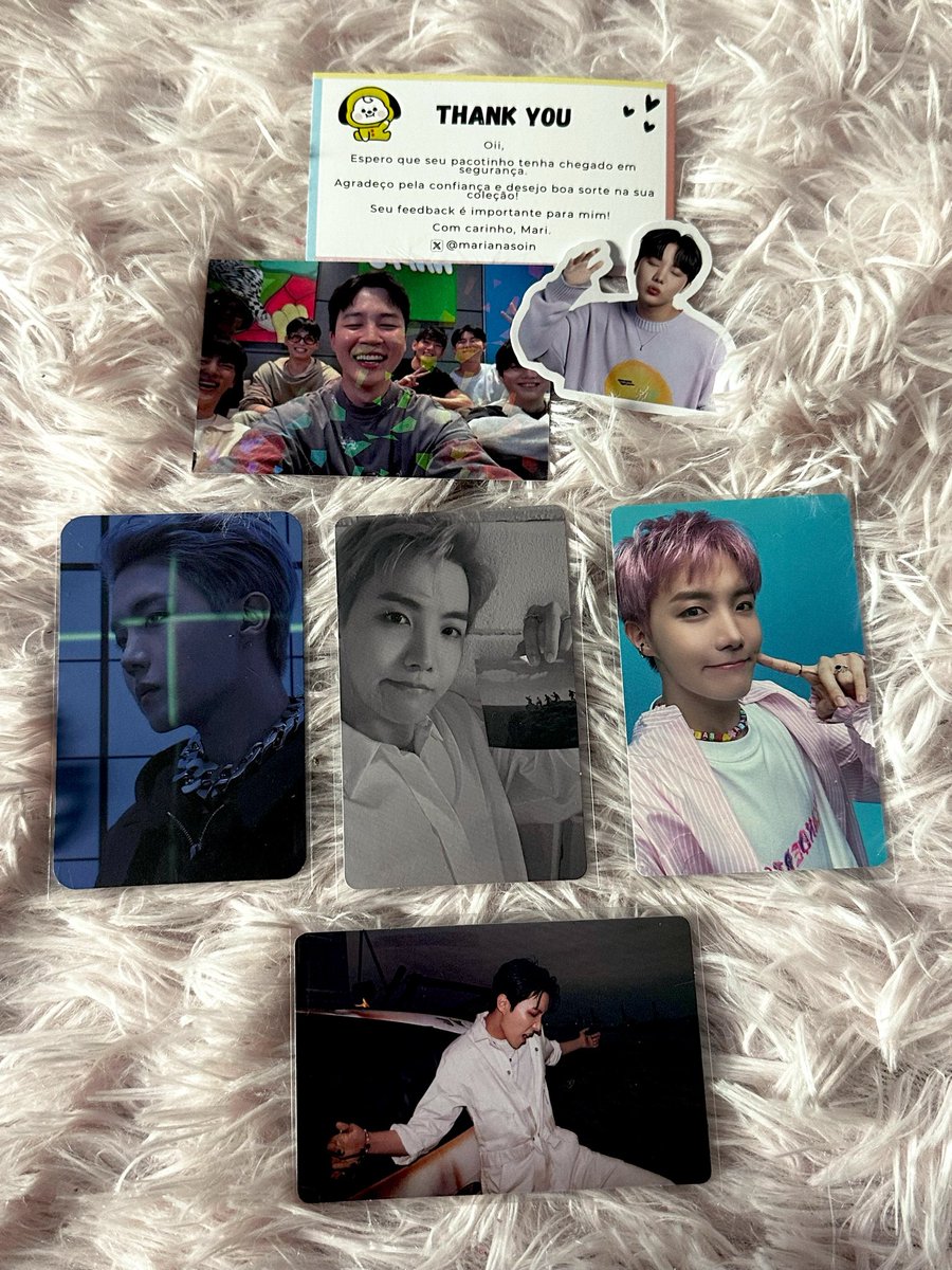 seoklore_'s tweet photo. feedback positivo pra @marianasoin que me vendeu esses quatro hobis impecáveis. 
compra tranquila e chegaram super bem embalados. obrigada! 💗 https://t.co/SrDgR4sQbS