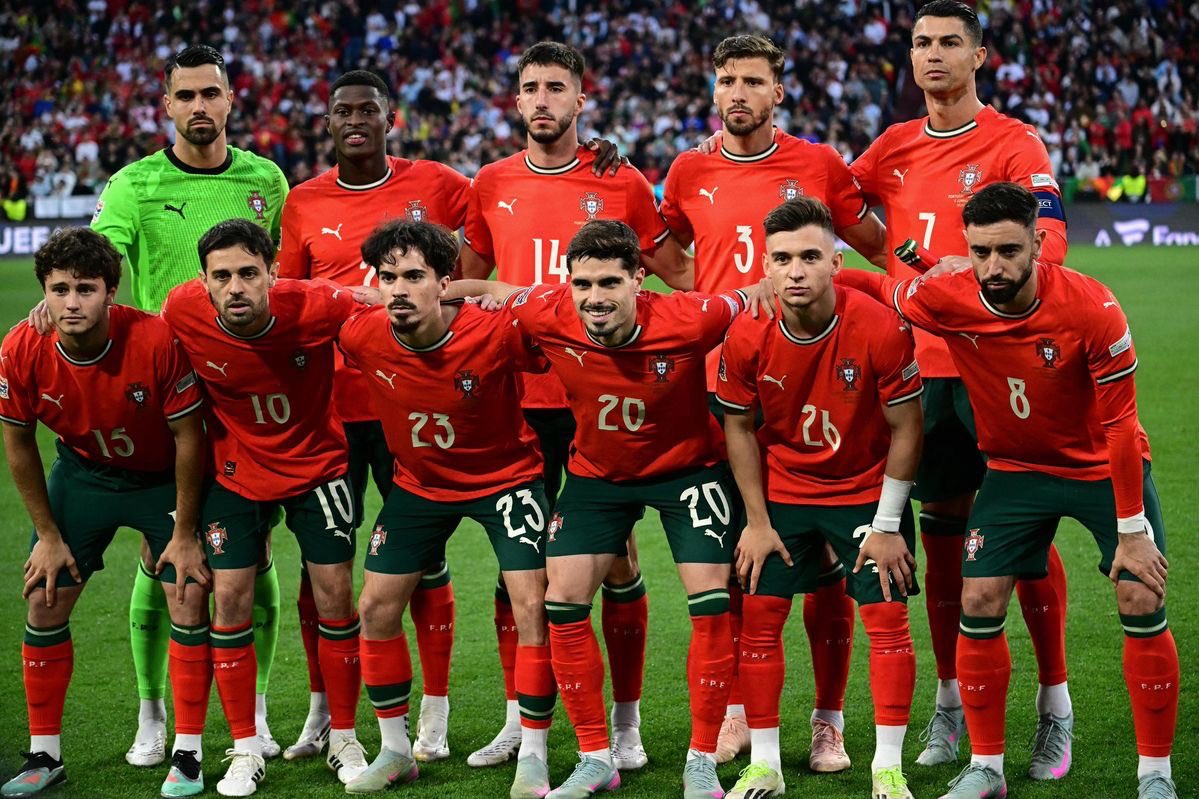 AlmostMadrid's tweet photo. The luxury of having the greatest player in history is officially over. Enjoy the upcoming decade of irrelevance. 🚮
#Portugal #CR7 #ItsOver https://t.co/vU3N4qgQCp
