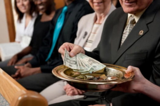 OliveTreeMin's tweet photo. "The Prosperity Gospel’s Greatest Lie Isn’t What You Think It Is" 
 The  church in Laodicea wasn’t condemned because it was wealthy but because  it no longer recognized its need for Christ. May we never become so  financially secure that we fail to depend on the One who provides “every  good and perfect gift” ( James 1:17 ). https://t.co/qHRGkR66zA