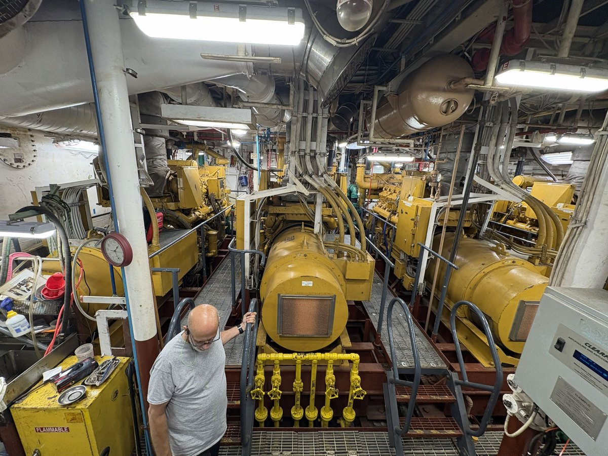 oceanexplorer's tweet photo. In her latest log entry, Knauss Fellow Shari Rohret takes readers on a deep dive answering a simple but important question for those living at sea: Where does fresh drinking water come from in the middle of the ocean?

Read more here: https://t.co/dx37aHIsGK https://t.co/VpSfTubfaK