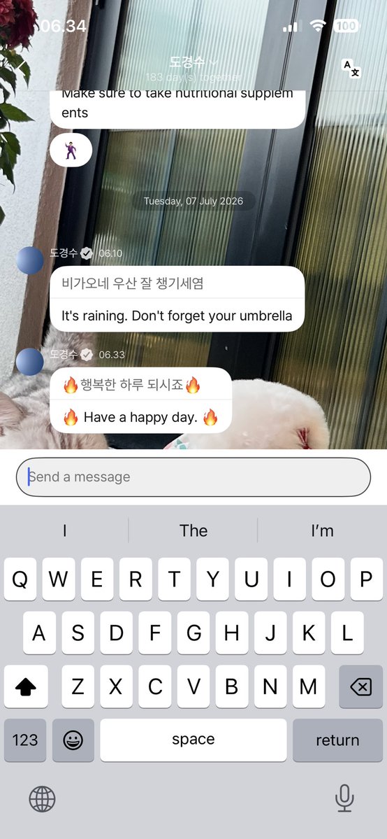 kuykyungsoo's tweet photo. Kyungsoo lu mau ngapain 😭 masih pagi bgt udah bagun😭 gw masih di bawah selimut ini 😭 tapi btw makasih udah di inget iin😭 https://t.co/CmeSut0EQr