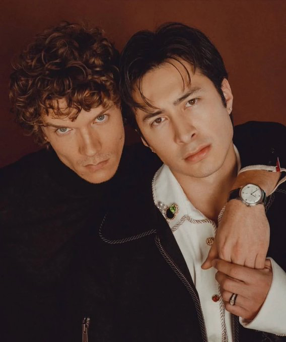readerdotcomm's tweet photo. and what happens when we get photos of their secret apartment in nyc and this picture is hanging in the living room? then what... https://t.co/Xfu5OzifXK