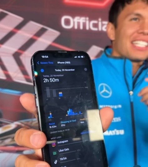 lexialbon's tweet photo. How u got uber eats as ur second most used app https://t.co/cwxfn3J6xF