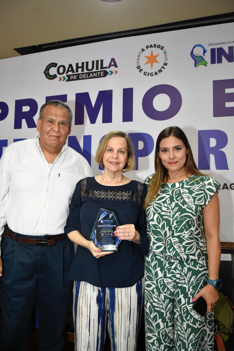 SMACoahuila's tweet photo. La transparencia también es compromiso con la ciudadanía.

Hoy, la Secretaría de Medio Ambiente de Coahuila recibió el Premio Estatal de Transparencia, un reconocimiento al trabajo responsable, la rendición de cuentas y el compromiso de brindar información clara y accesible a las y los coahuilenses.

Seguimos construyendo un gobierno abierto, cercano y transparente. 

#CoahuilaPaDelante #APasosDeGigante