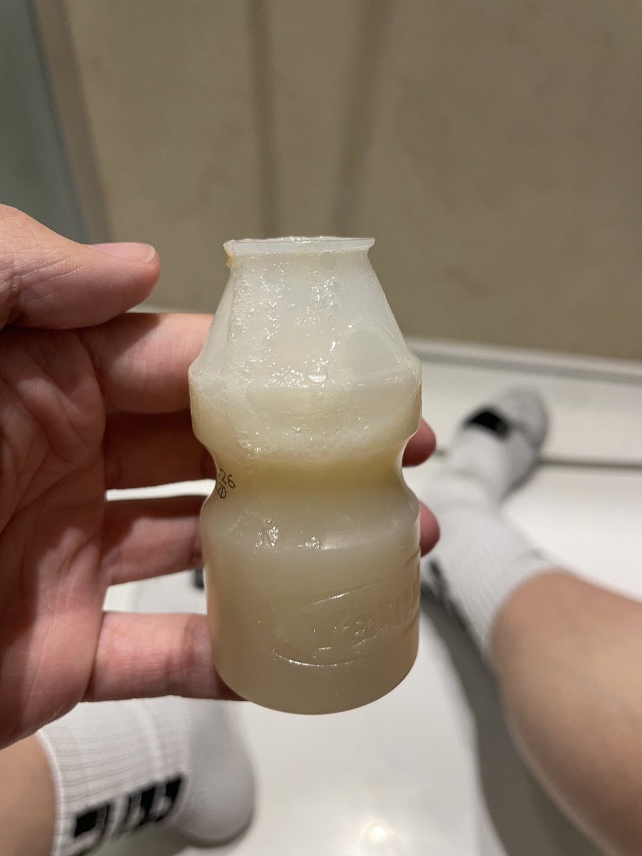 caolandiqiu's tweet photo. 要回国了最后几天拍出了
此生到目前觉得最有���觉最色的视频
怎么不算是留给伦敦的礼物😊😈
（先附个pic-trailer https://t.co/DLpunfNYCV