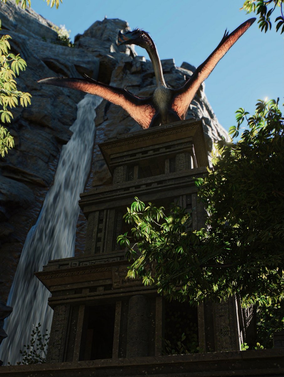 sitebmedia's tweet photo. Queen of the monsters. https://t.co/Pie0fJlUt5