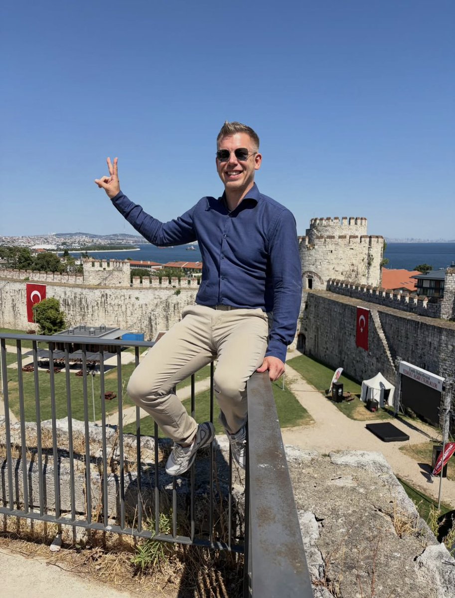 Boşuna Tıklama tweet media