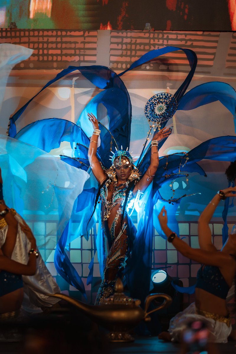 LTCarnival's tweet photo. Jin✨

Stories of the SAND ⏳

Designed by: @Tibateeebs1 
Captured by: @nwalker_34 

Full website and Registration deets coming soon 😁

#StoriesoftheSand #TrinidadCarnival #TrinidadCarnival2027 #TheLostTribeCarnival #ARevolutionofMas https://t.co/lwq7uDdnf6