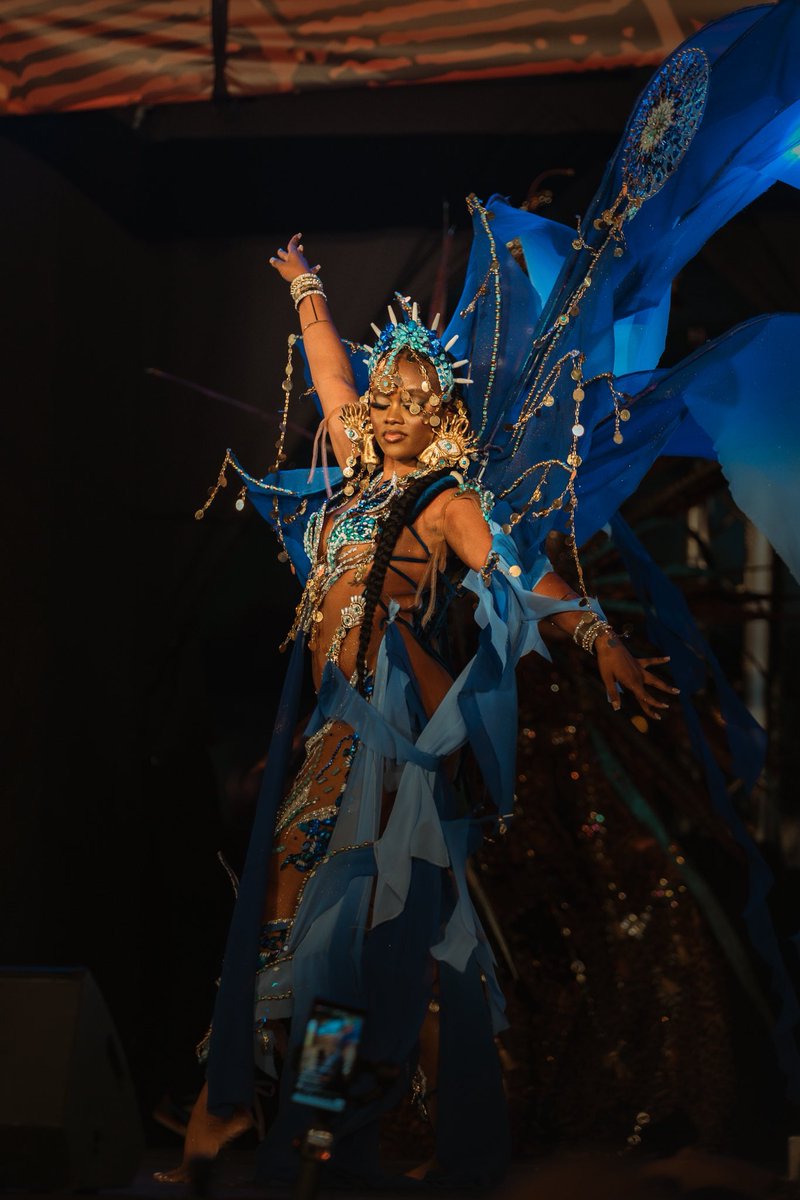 LTCarnival's tweet photo. Jin✨

Stories of the SAND ⏳

Designed by: @Tibateeebs1 
Captured by: @nwalker_34 

Full website and Registration deets coming soon 😁

#StoriesoftheSand #TrinidadCarnival #TrinidadCarnival2027 #TheLostTribeCarnival #ARevolutionofMas https://t.co/lwq7uDdnf6