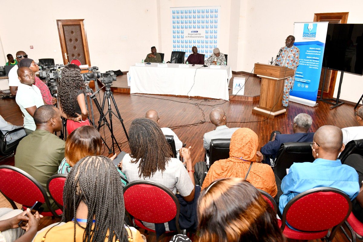 Mcri221's tweet photo. Régulation des médias : le Ministre appelle à une adaptation aux défis du numérique
Le Ministre de la Communication, Dr Bacary Sarr, a appelé le CORED à faire évoluer son système d'autorégulation pour mieux répondre aux mutations rapides de l'écosystème numérique. https://t.co/HP2ZZvQ8xX