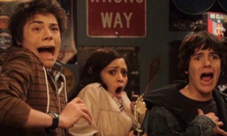 percybethss's tweet photo. forgot how much i loved this funky little vampire show .✦ ݁˖ #mbav #mybabysittersavampire https://t.co/wC8gE9ANbO