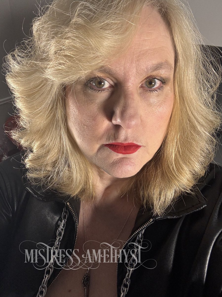 MistressAme's tweet photo. I radiate! https://t.co/whpQof1Kyh
