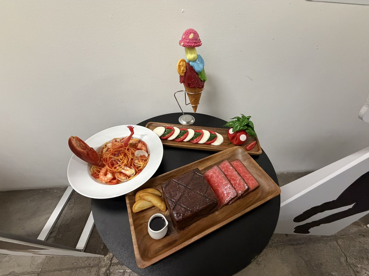 Arcisoz's tweet photo. #DeliciousinDungeonLA https://t.co/MkIIIO1ZgE