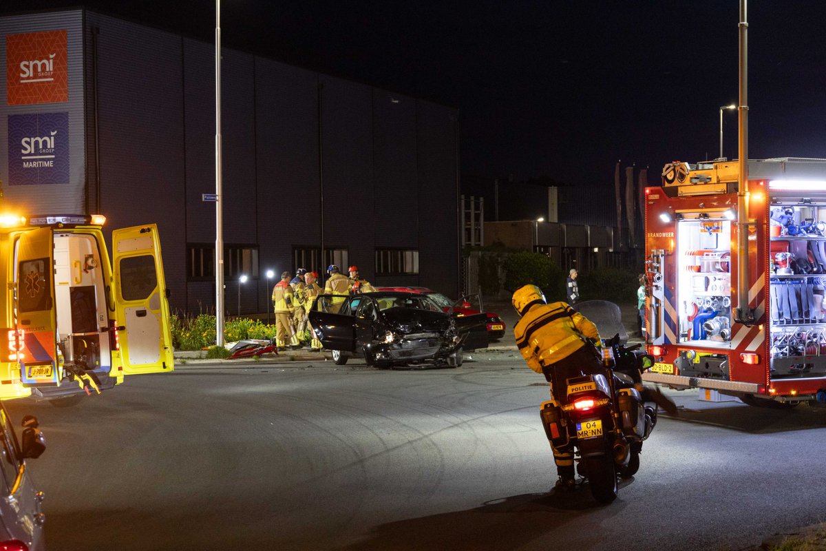 Meerdere gewonden bij fors ongeval op industrieterrein in Leeuwarden