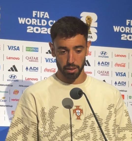 Sage_FCB's tweet photo. 🚨 Bruno Fernandes on Portugal's defeat:

🗣️ Reporter: "How do you take this loss?"

🗣️ Bruno Fernandes:

"It's a very difficult one to accept. It hurts because this isn't the result we came here for. We had high expectations, and we know we were capable of much more.

Looking back at the game, I think one of our biggest mistakes was putting too much of our focus on Lamine Yamal. Of course he's an exceptional player and deserves attention, but football isn't about stopping one player. Spain have quality all over the pitch.

By concentrating so much on him, we allowed other players to find space, dictate the game, and punish us. We lost our balance defensively and never really managed to control the match the way we wanted.

If we had defended as a team and respected the threat of the entire Spain side instead of just one individual, I believe we would have given ourselves a much better chance of winning. It's a painful lesson, but one we have to learn from and move forward.