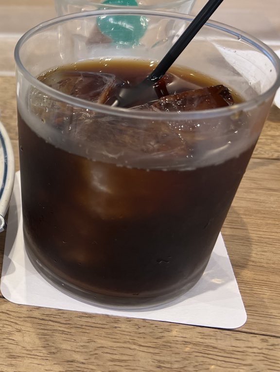samugetan55's tweet photo. おはようです🫠

今朝もコーヒー置いときます☕️

一日願いを込めて...
がんばっていきやしょい🎋🌃✨ https://t.co/AETTN61s4k