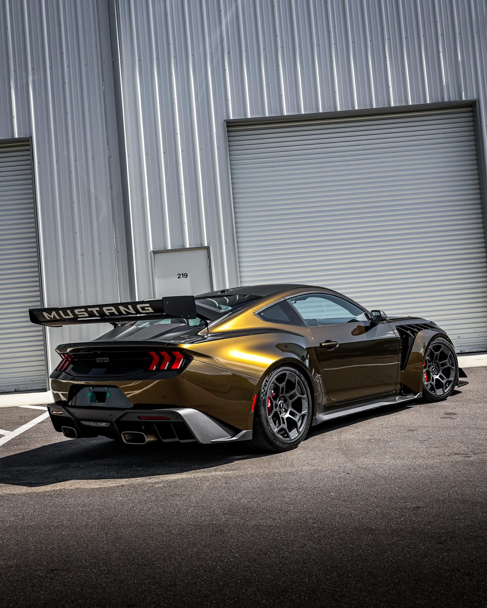 ThrottleCars's tweet photo. Ford Mustang GTD https://t.co/YHFCoZSB9Q