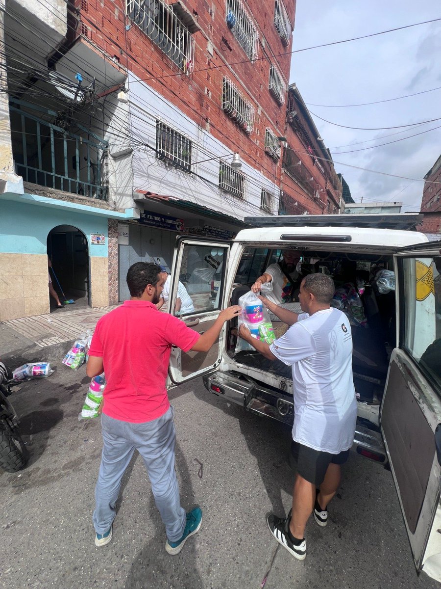 RobertoPatino's tweet photo. Entrega ayer #5Julio en Nuevo Circo. https://t.co/QyX8DCs5Gj